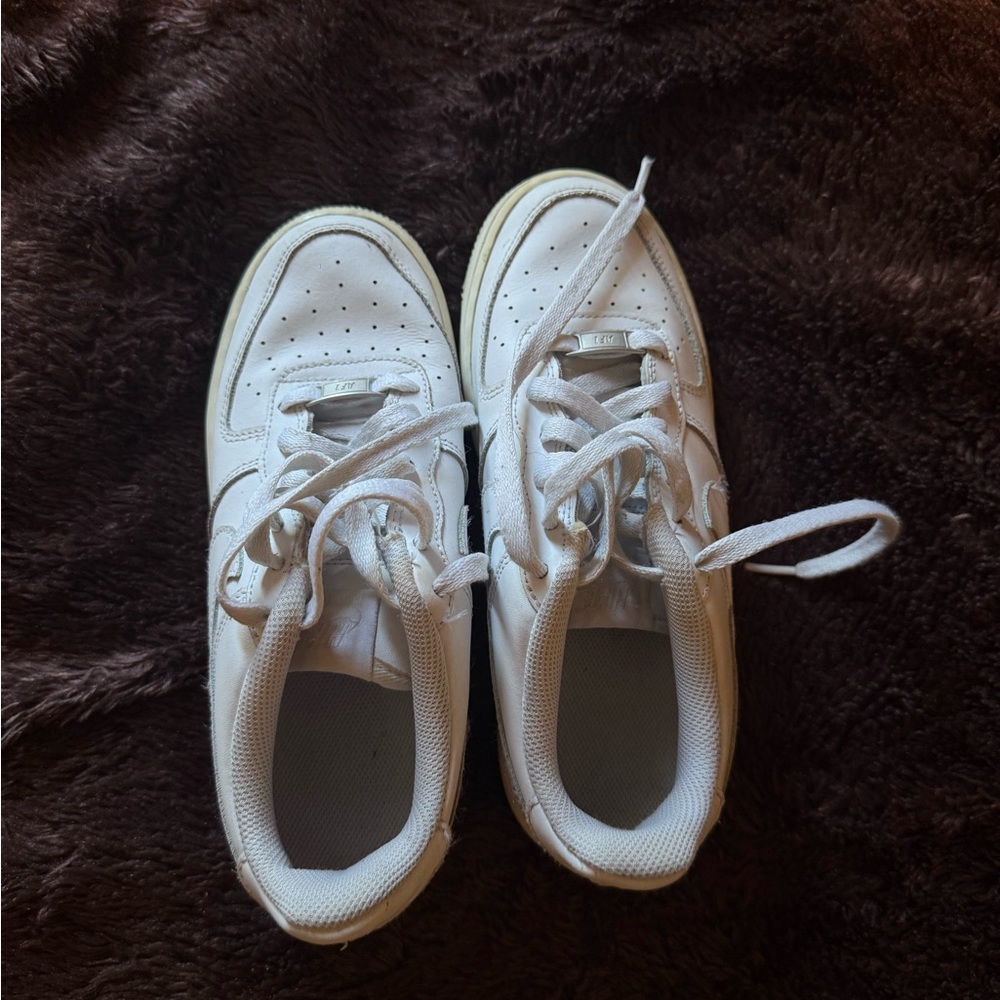 Nike White Air Force Size 6Y